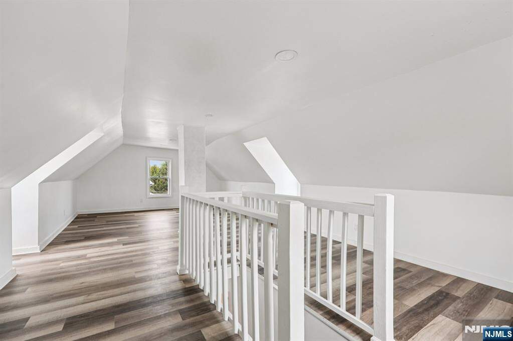 3 Bedroom Single Family Home/House's Image 25