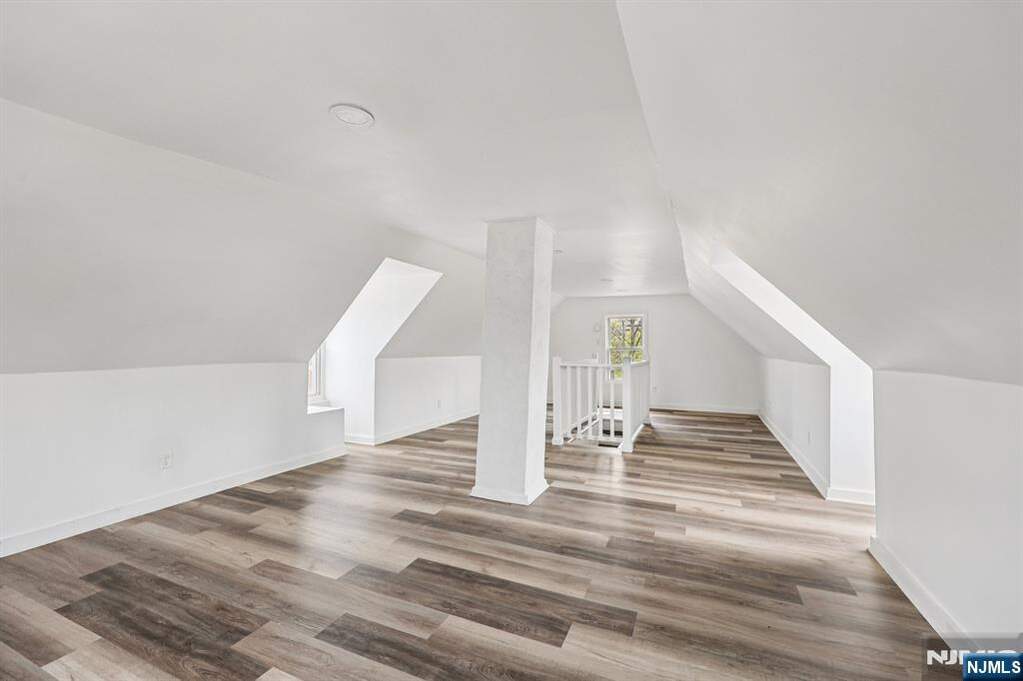 3 Bedroom Single Family Home/House's Image 28
