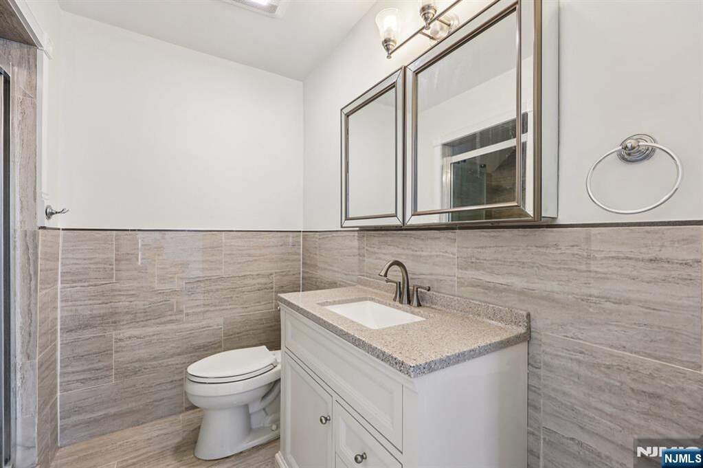 3 Bedroom Single Family Home/House's Image 29