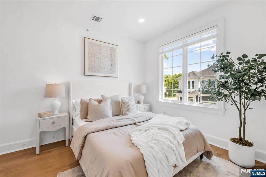 3 Bedroom Villa/Townhouse's Image 22