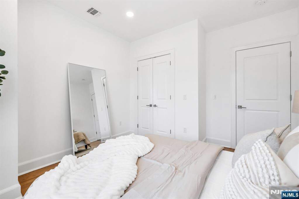 3 Bedroom Villa/Townhouse's Image 23