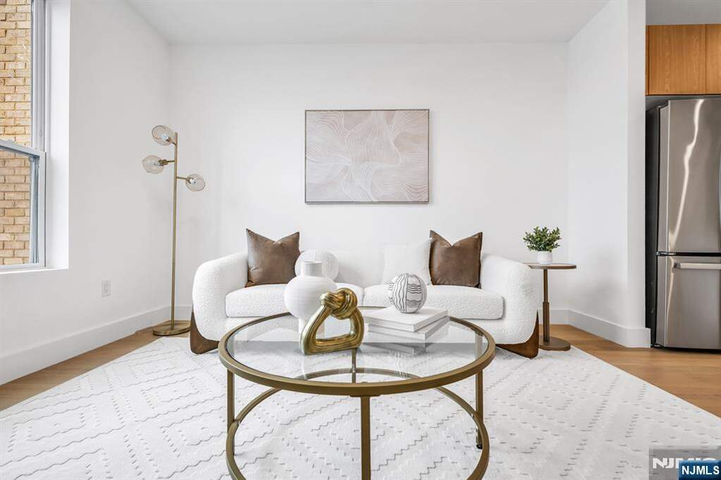 1 Bedroom Apartment/Flat's Image 4