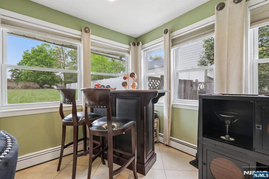 3 Bedroom Single Family Home/House's Image 13