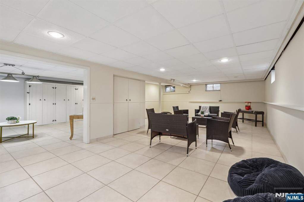 3 Bedroom Single Family Home/House's Image 27
