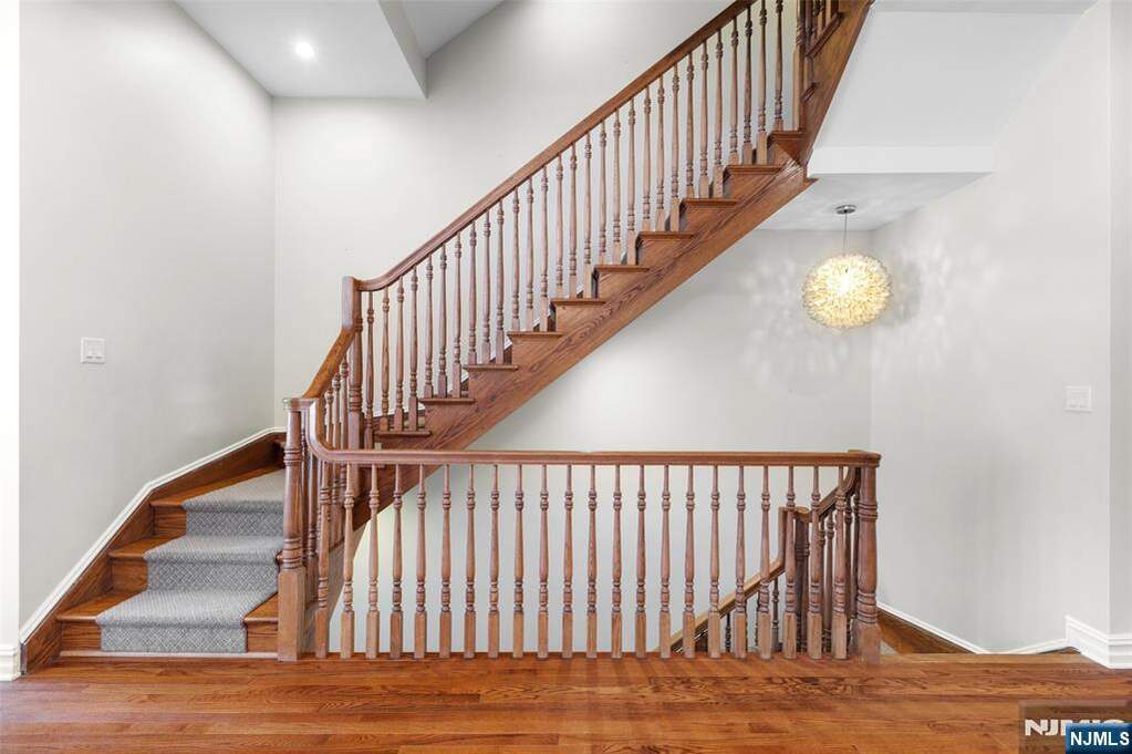 4 Bedroom Villa/Townhouse's Image 9