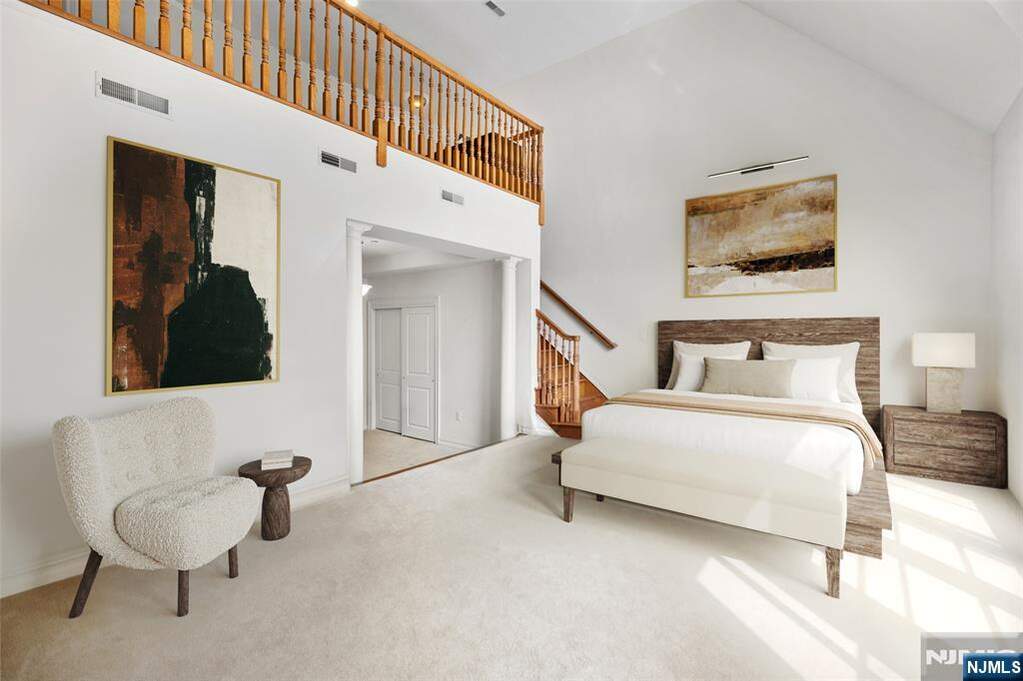 4 Bedroom Villa/Townhouse's Image 11