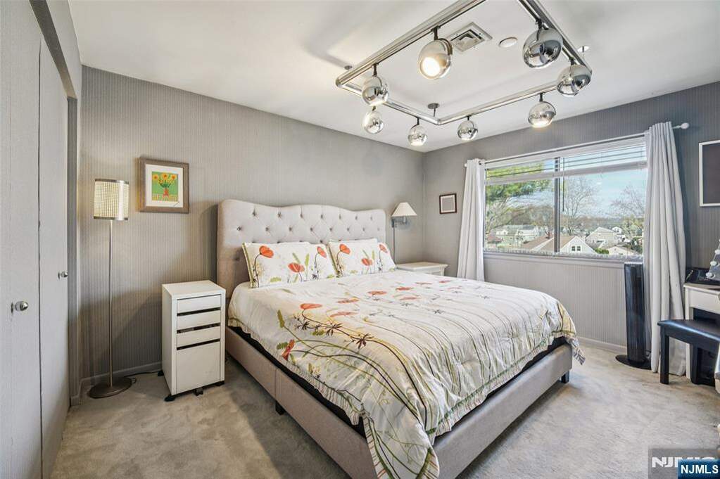 3 Bedroom Villa/Townhouse's Image 17