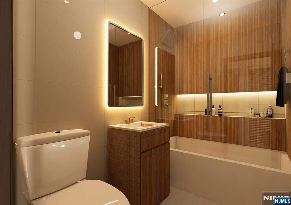 12 Bedroom Multi Unit's Image 8