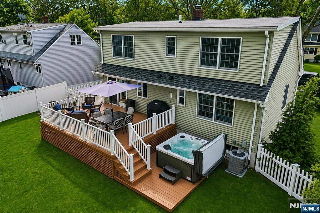4 Bedroom Single Family Home/House's Image 24