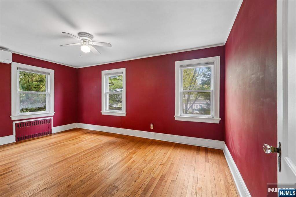 3 Bedroom Single Family Home/House's Image 22