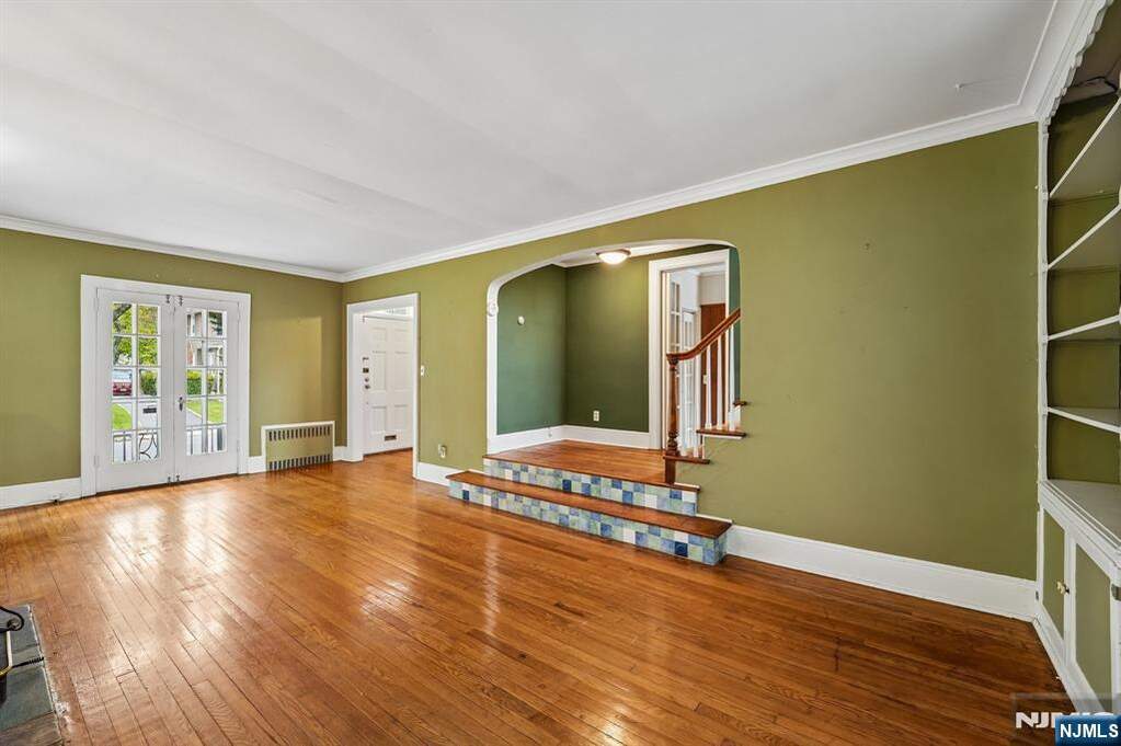 3 Bedroom Single Family Home/House's Image 37