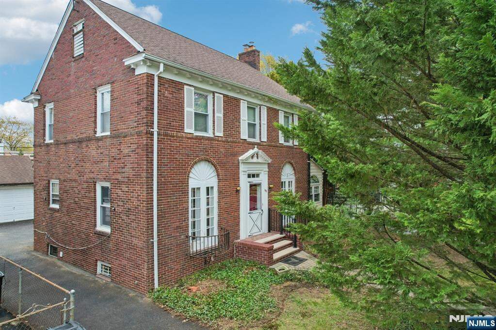 3 Bedroom Single Family Home/House's Image 5