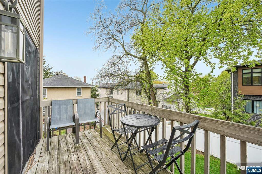 3 Bedroom Villa/Townhouse's Image 23