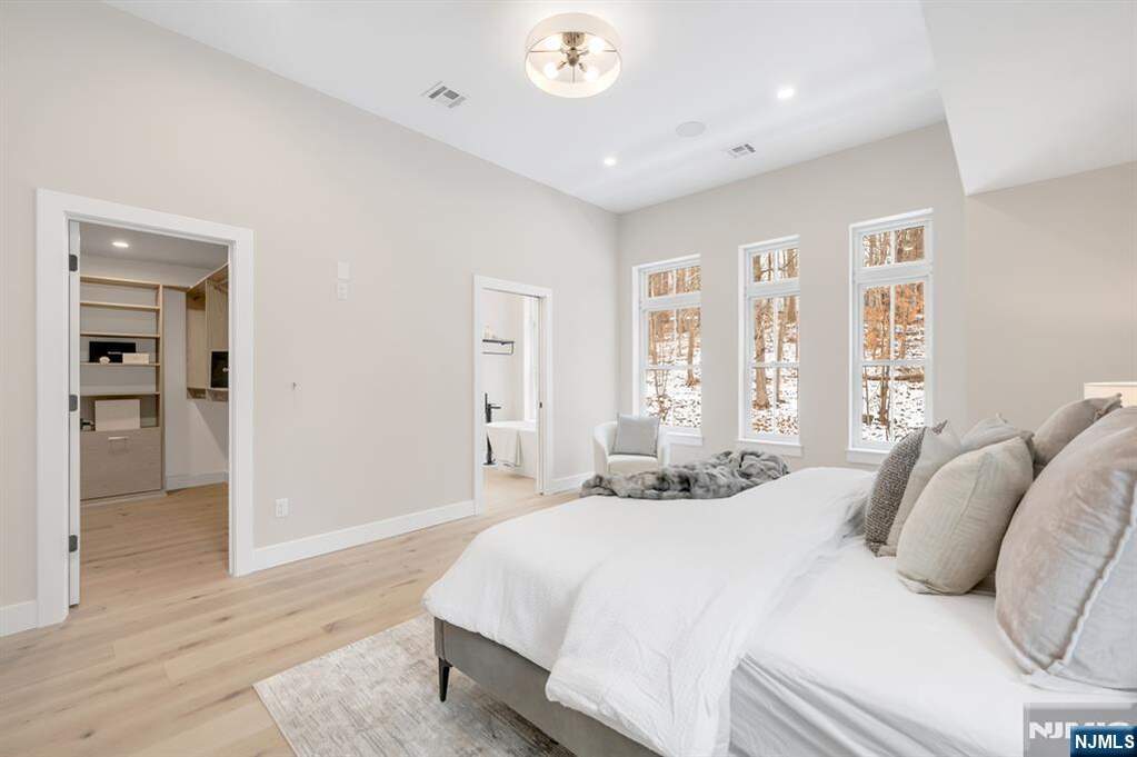 3 Bedroom Villa/Townhouse's Image 14