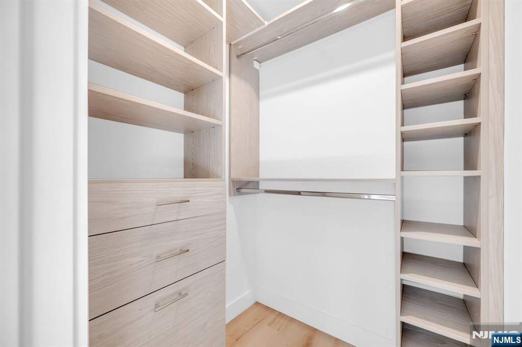 3 Bedroom Villa/Townhouse's Image 16