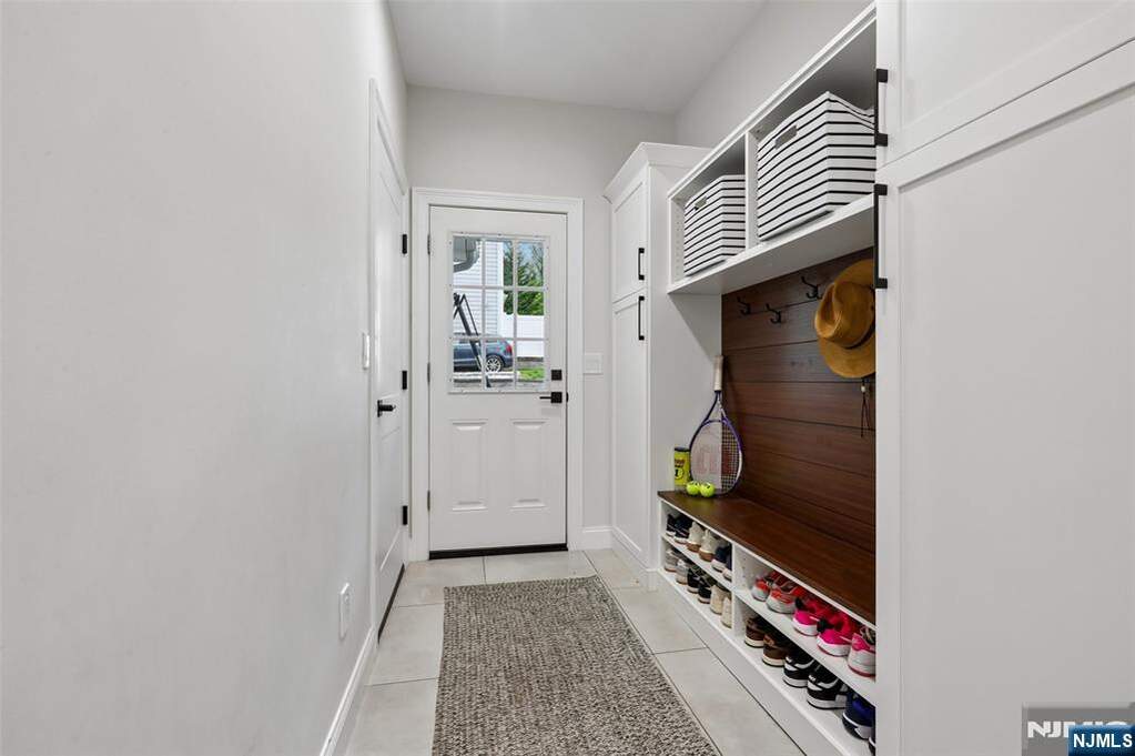 4 Bedroom Single Family Home/House's Image 14