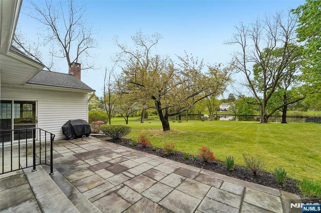 4 Bedroom Single Family Home/House's Image 12