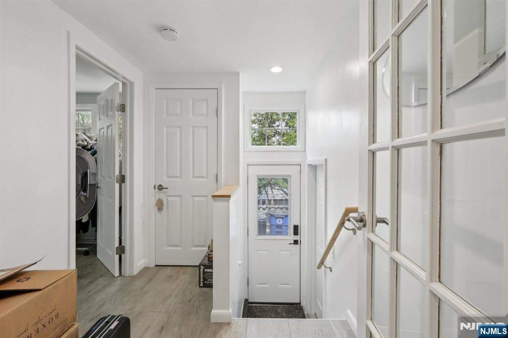 4 Bedroom Single Family Home/House's Image 10