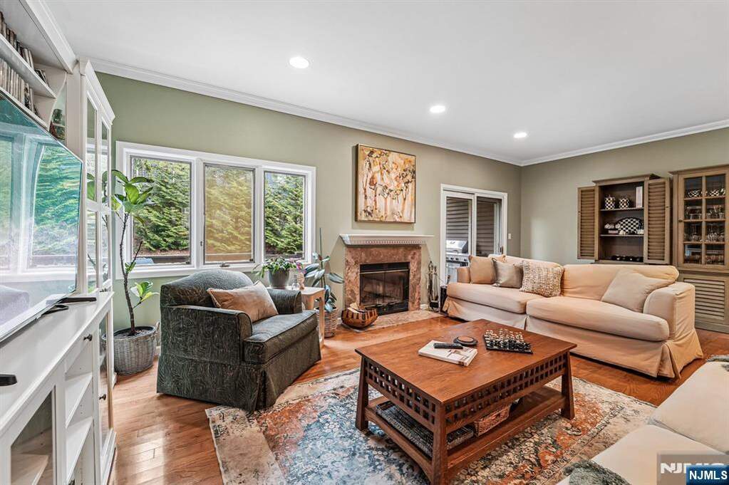 2 Bedroom Villa/Townhouse's Image 7