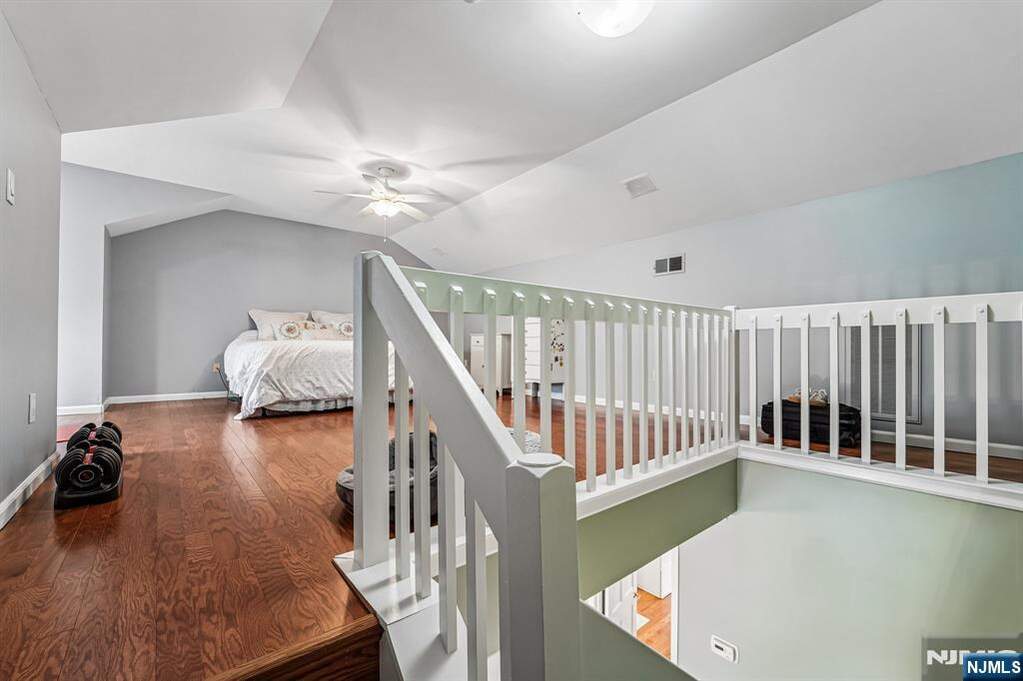 2 Bedroom Villa/Townhouse's Image 26