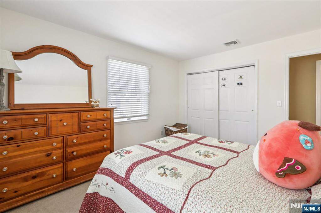 4 Bedroom Single Family Home/House's Image 29