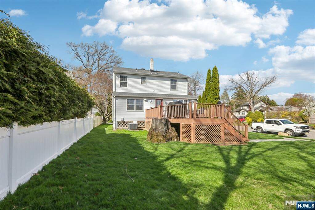 4 Bedroom Single Family Home/House's Image 39