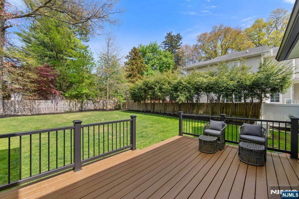 4 Bedroom Single Family Home/House's Image 17