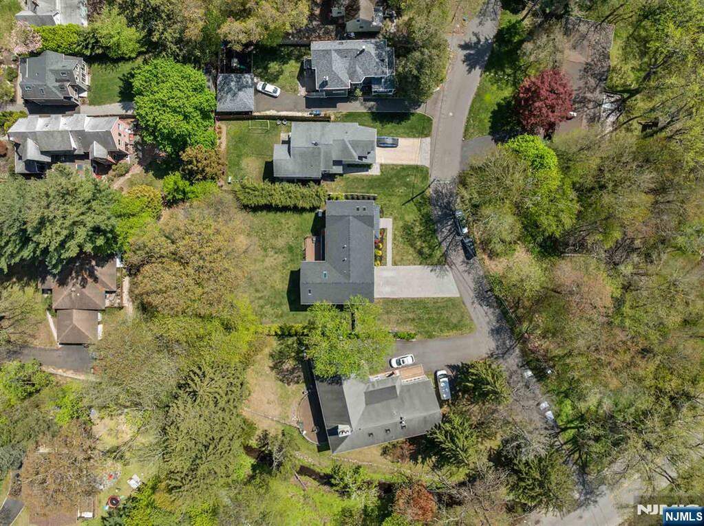 4 Bedroom Single Family Home/House's Image 18