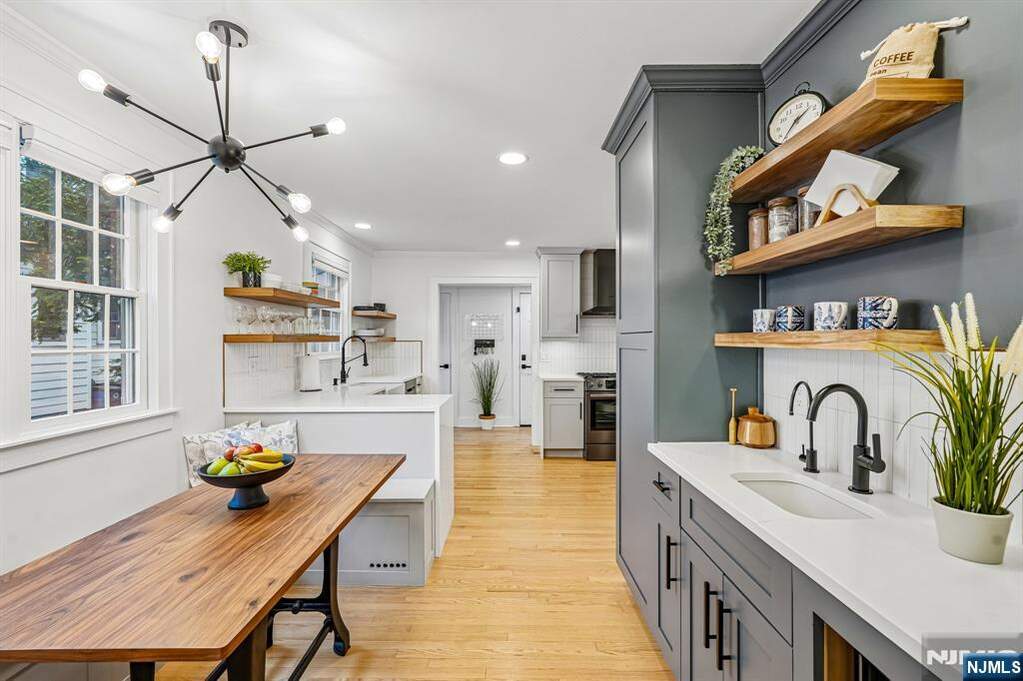 4 Bedroom Single Family Home/House's Image 12