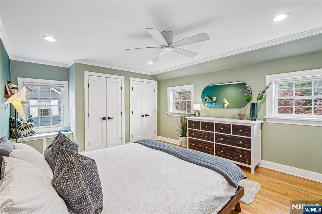 4 Bedroom Single Family Home/House's Image 20