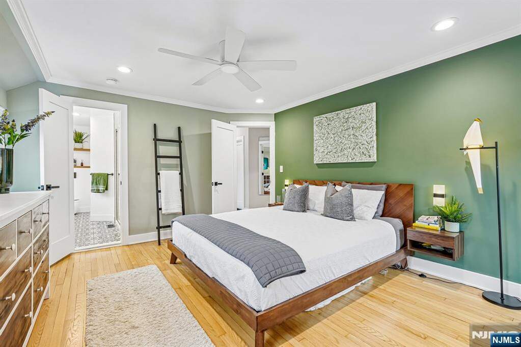 4 Bedroom Single Family Home/House's Image 21