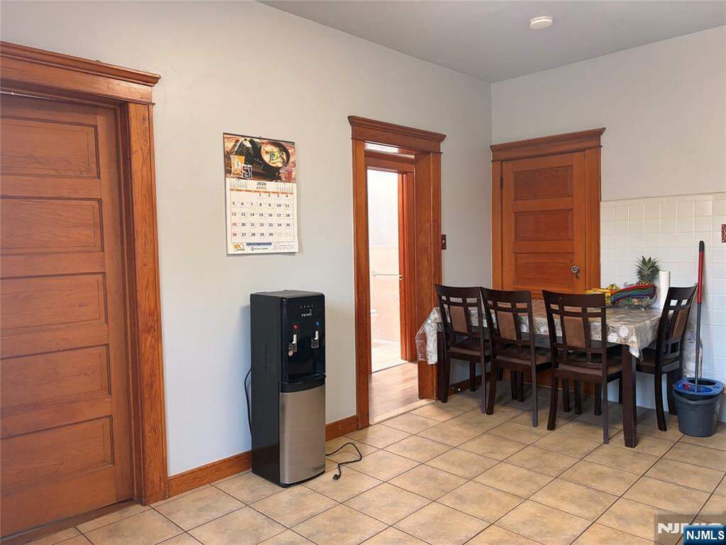 4 Bedroom Single Family Home/House's Image 10