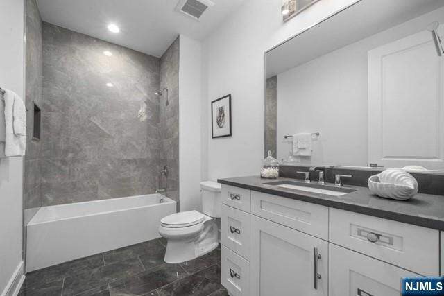 3 Bedroom Villa/Townhouse's Image 24