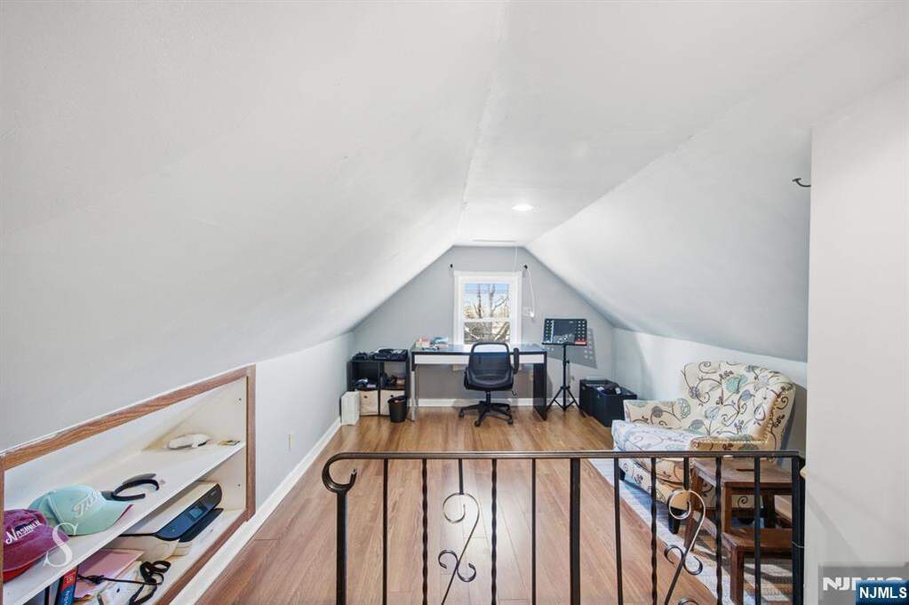 3 Bedroom Single Family Home/House's Image 13