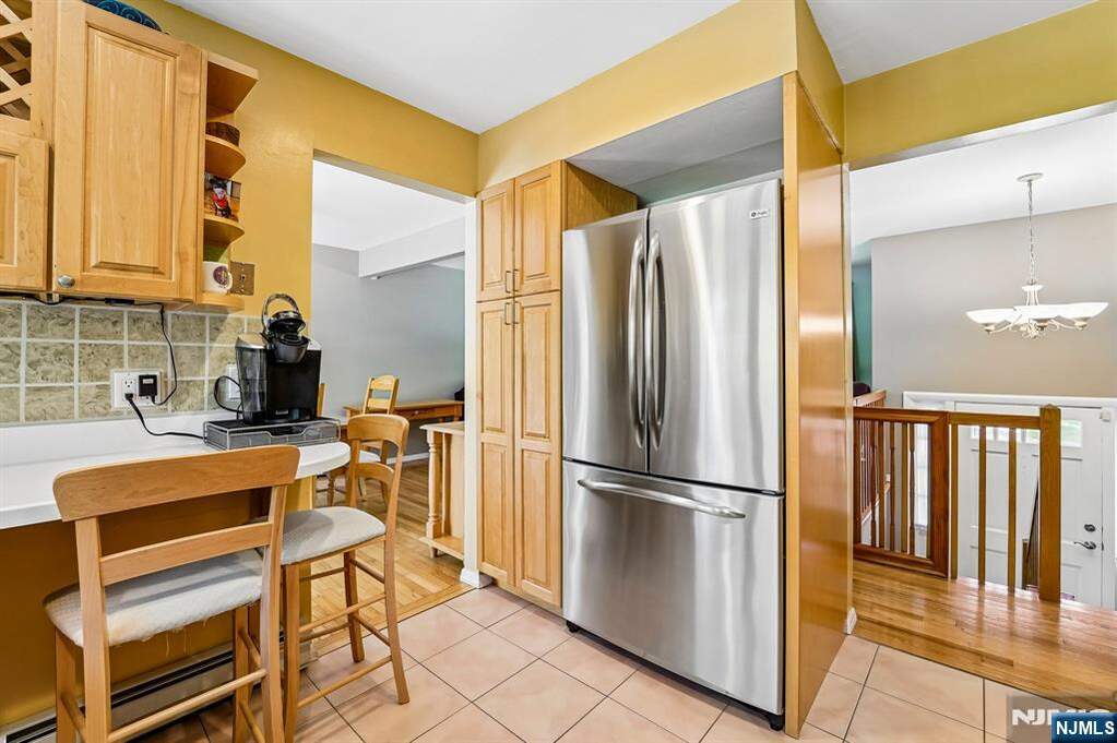 4 Bedroom Single Family Home/House's Image 11