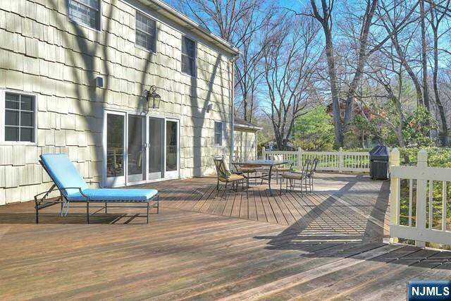 5 Bedroom Single Family Home/House's Image 22