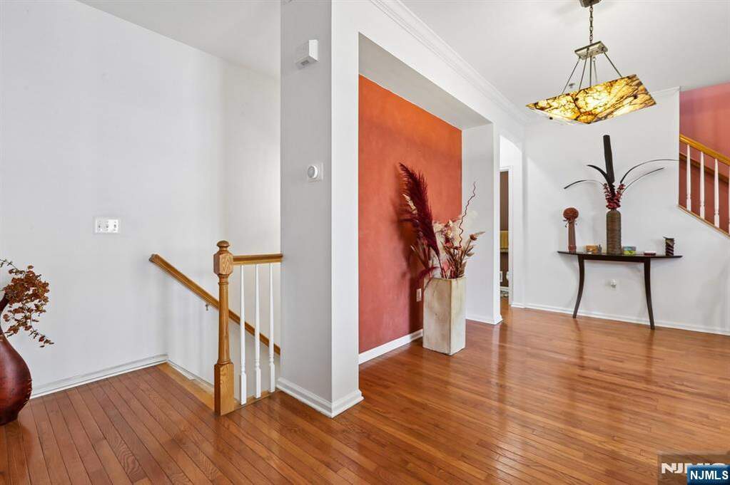 2 Bedroom Villa/Townhouse's Image 10