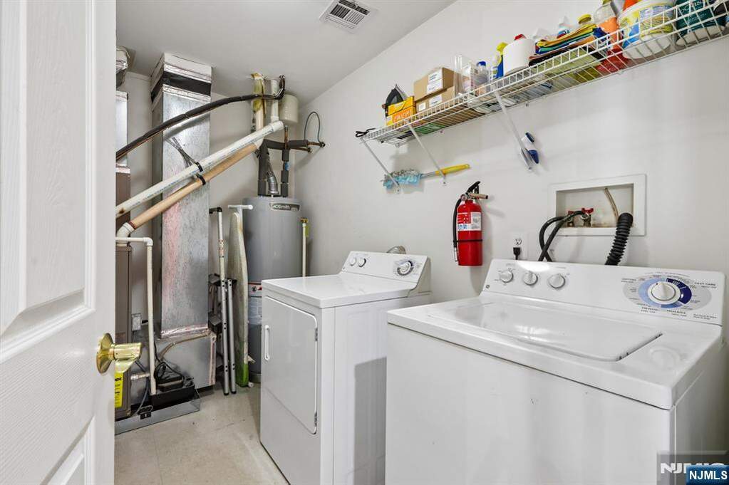 2 Bedroom Villa/Townhouse's Image 17