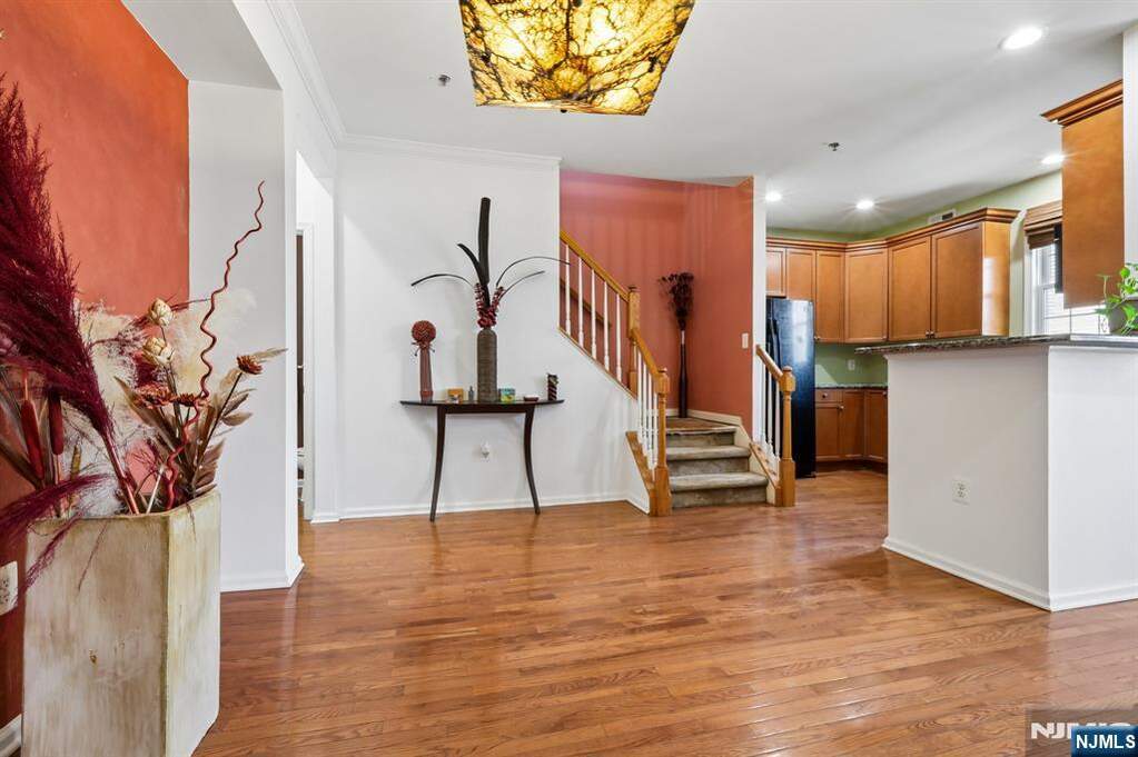 2 Bedroom Villa/Townhouse's Image 5