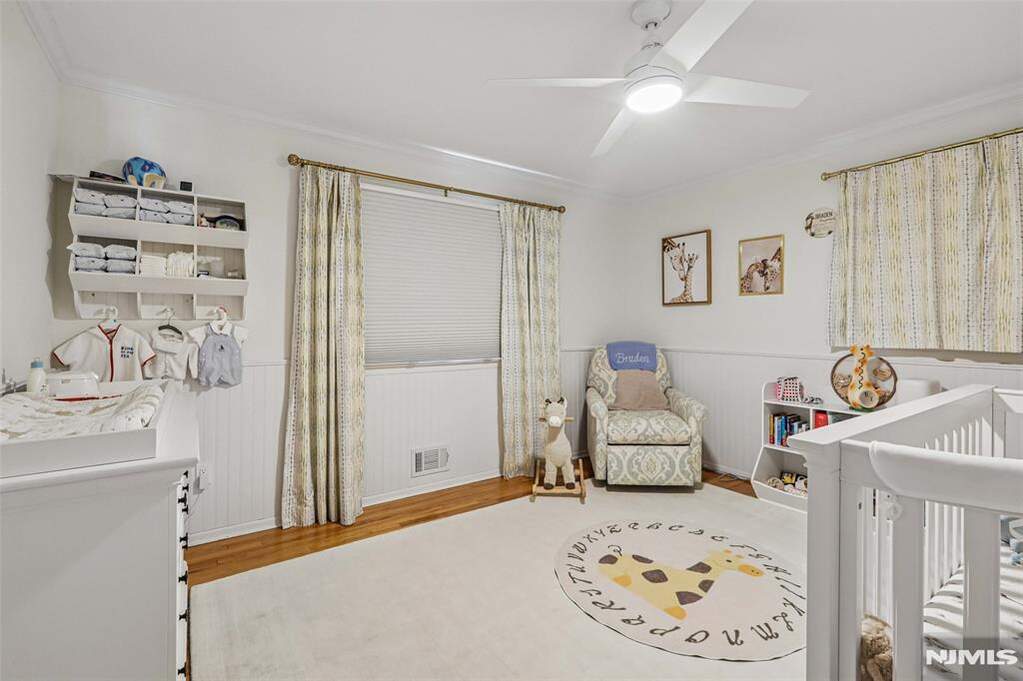 4 Bedroom Single Family Home/House's Image 22