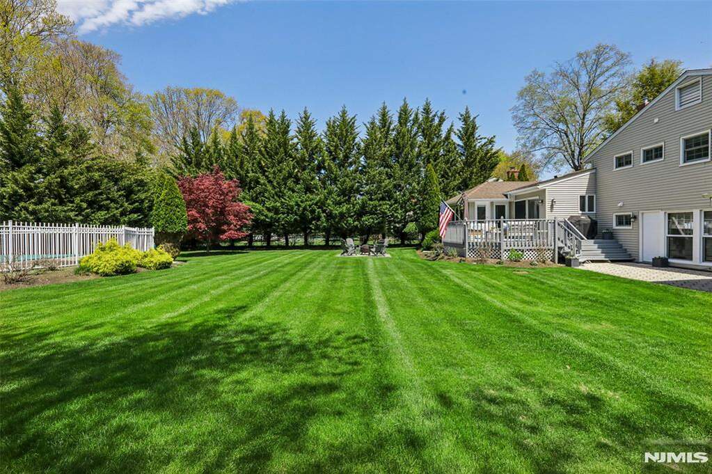 4 Bedroom Single Family Home/House's Image 29