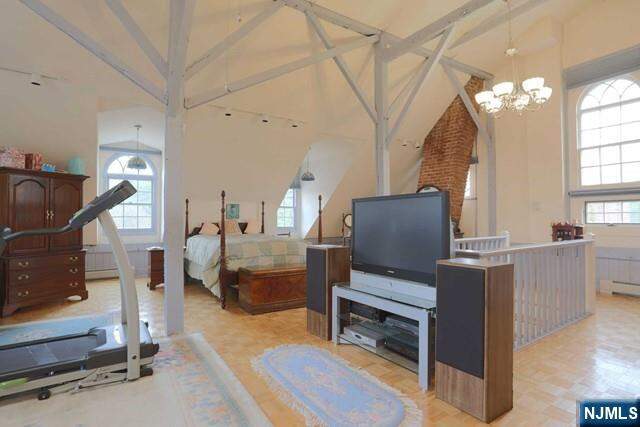 5 Bedroom Single Family Home/House's Image 20