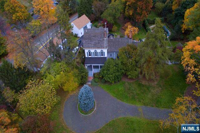 5 Bedroom Single Family Home/House's Image 21