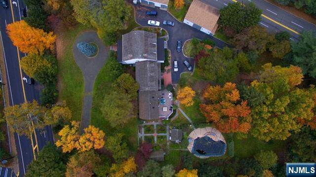 5 Bedroom Single Family Home/House's Image 22
