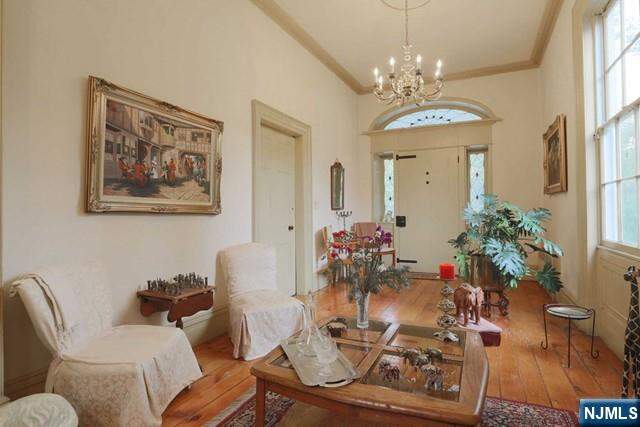 5 Bedroom Single Family Home/House's Image 5