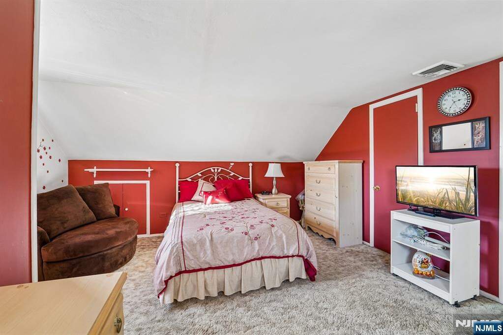 3 Bedroom Single Family Home/House's Image 18