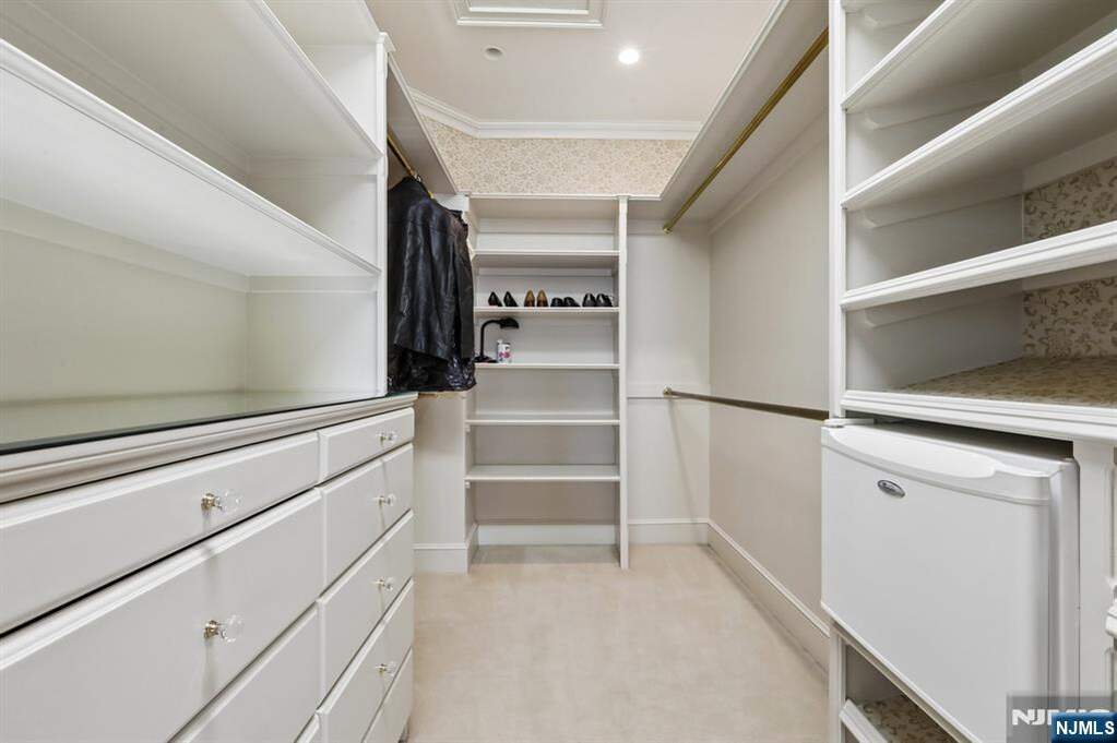 3 Bedroom Villa/Townhouse's Image 25