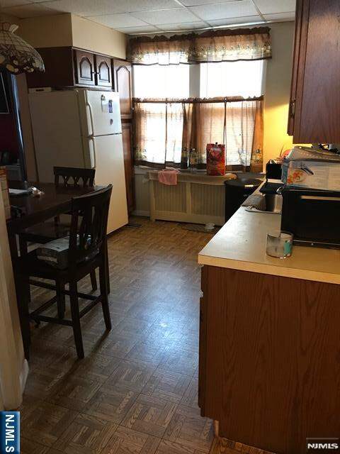 8 Bedroom Multi Unit's Image 20