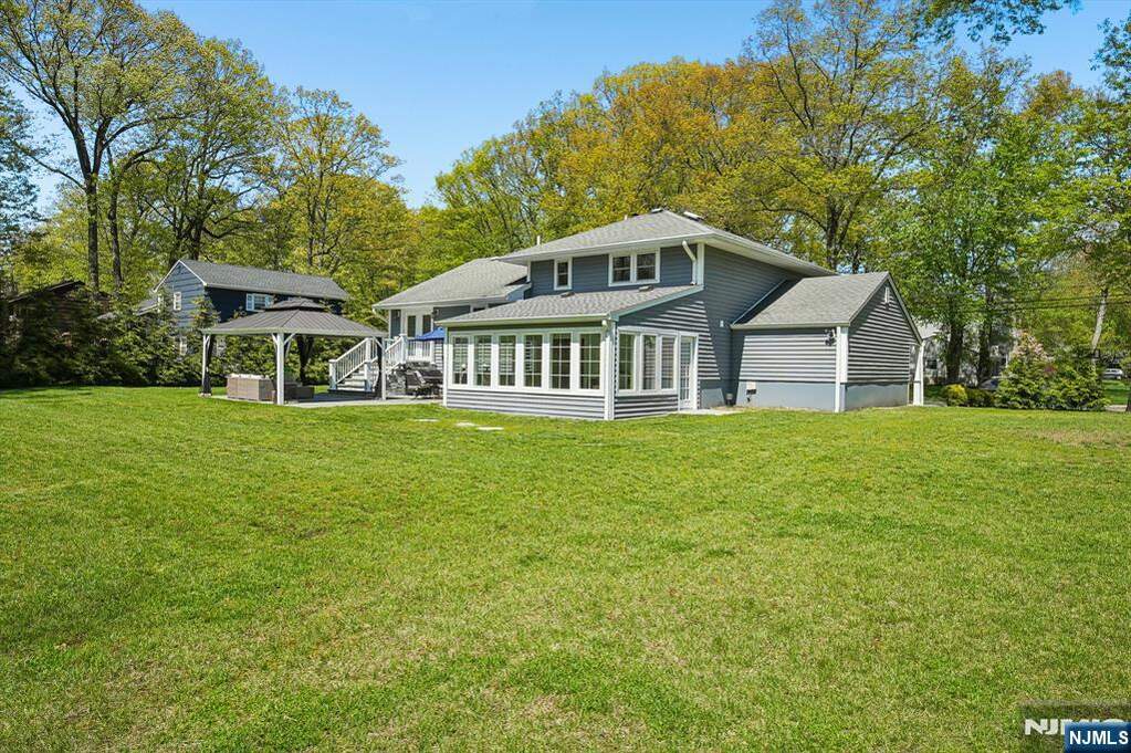 3 Bedroom Single Family Home/House's Image 30