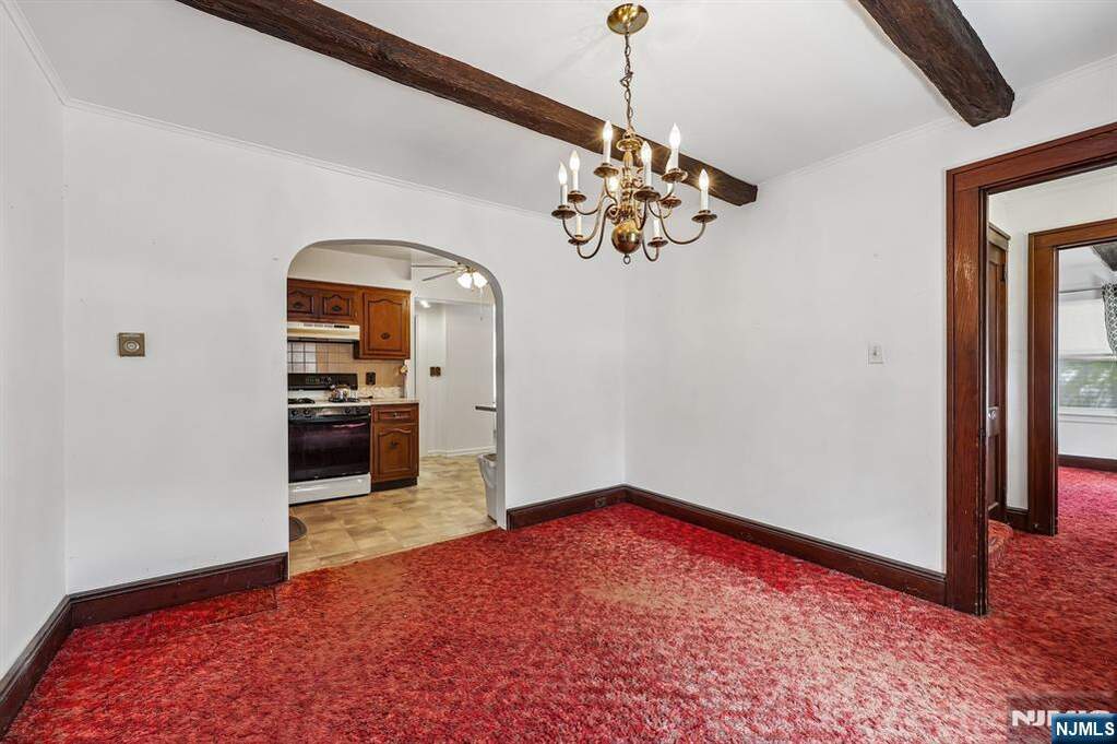 4 Bedroom Single Family Home/House's Image 4